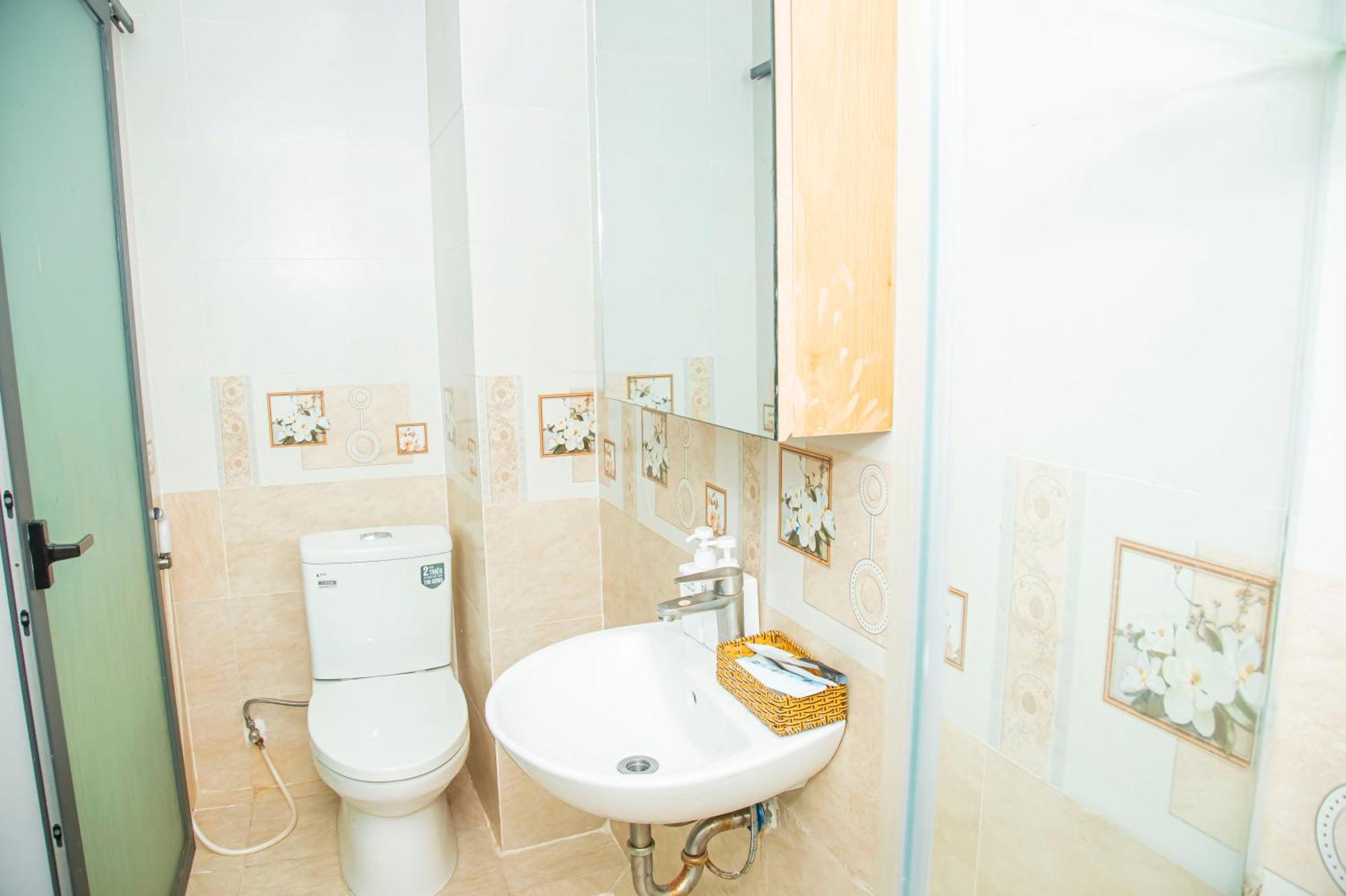 Gia Bao Hotel Quan 7 Bandar Ho Chi Minh Luaran gambar
